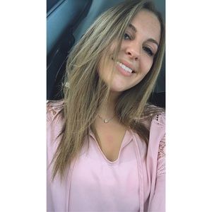 Meet your Posher, Marissa